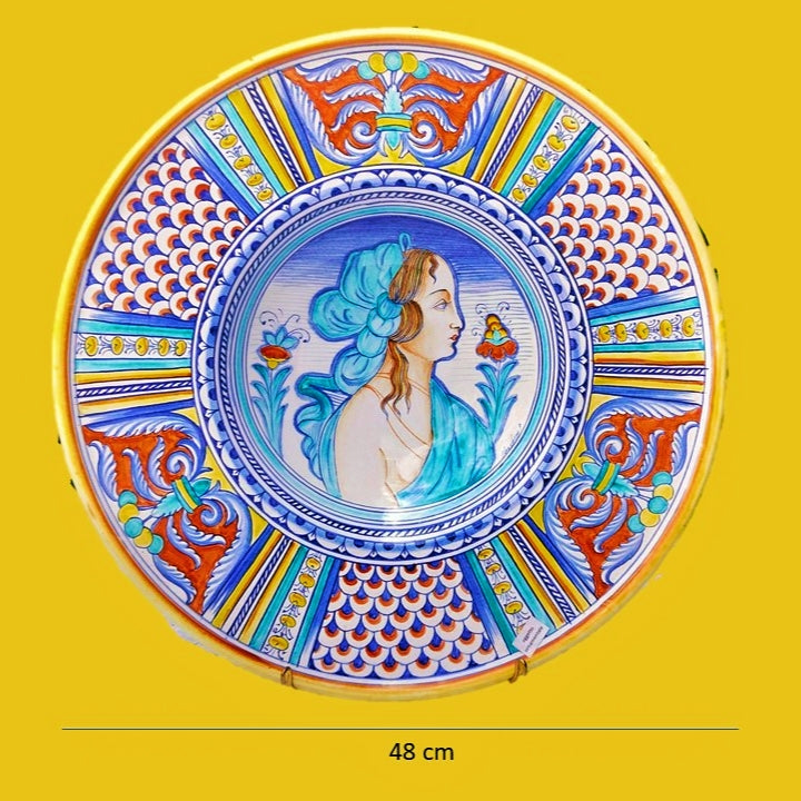 Piatto da Parata in Maiolica di Deruta – Bella Donna